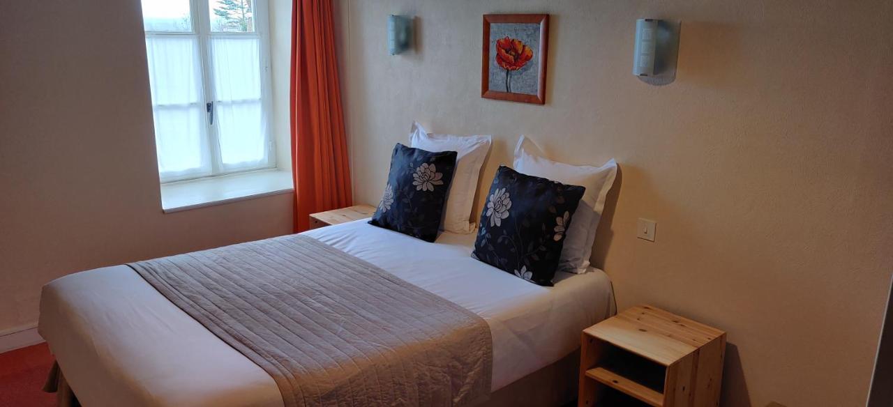 Hotel Du Tertre Mont-Dol ภายนอก รูปภาพ